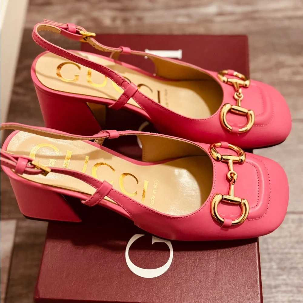 Gucci Pink “Bit” Heels with Gold Accents - Picture 2 of 5